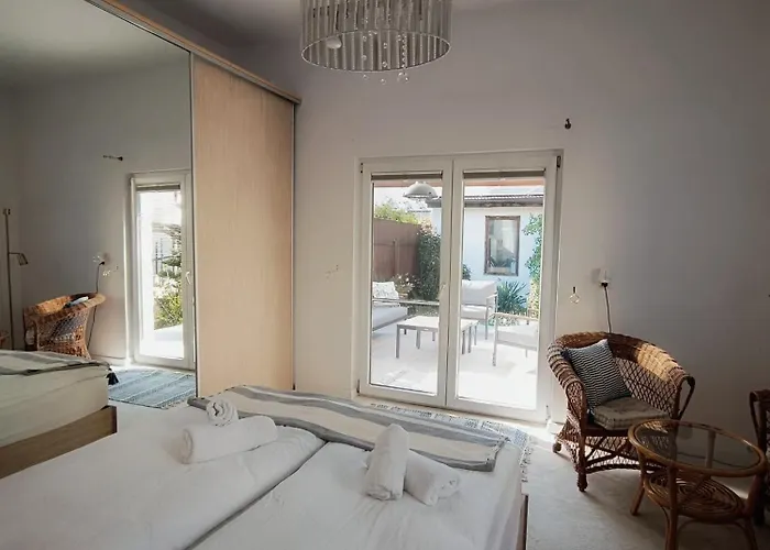 Starosadecki Zakatek וילה *